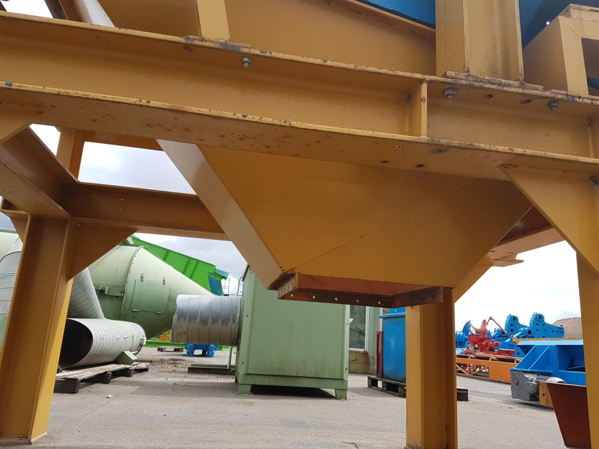 Voest-100300012